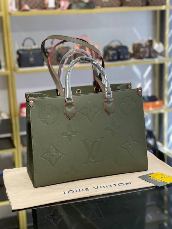 LOUIS VUITTON-OnTheGo GM 41