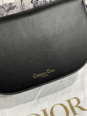 DIOR-SIGNATURE BAG