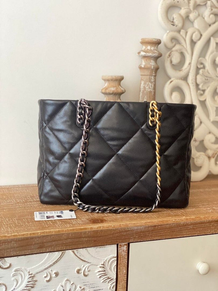 CHANEL - BAG BLACK