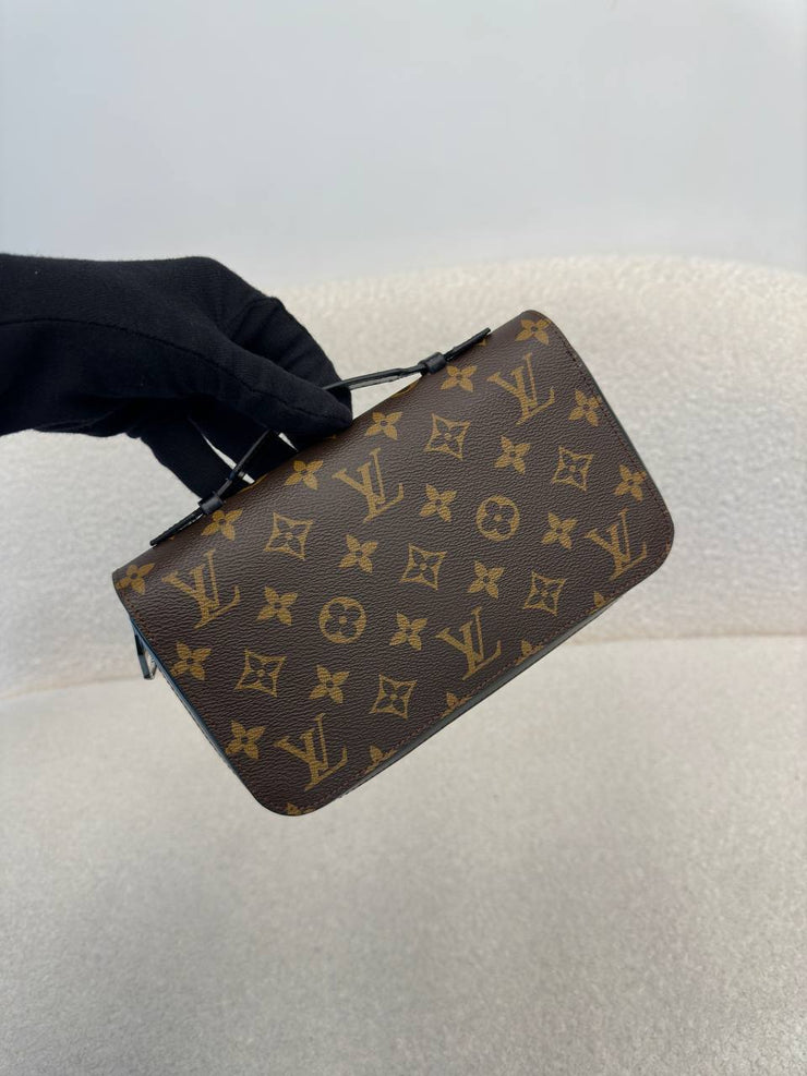 LOUIS VUITTON-ZIPPY XL WALLET