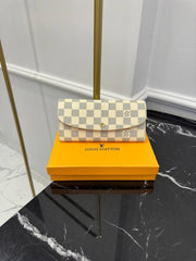 LOUIS VUITTON-EMILIE WALLET’