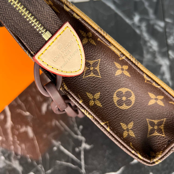 LOUIS VUITTON-