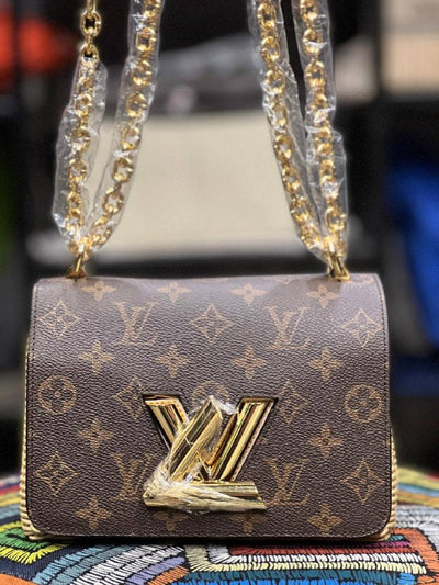 LOUIS VUITTON- Twist PM