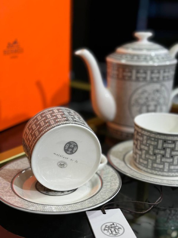 HERMES- Porcelain Set