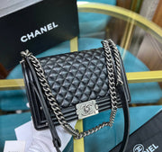 CHANEL-BAG BOY MEDIUM