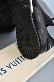 LOUIS VUITTON-LOUIS VUITTON -  Run Away Slip Sneaker