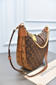 LOUIS VUITTON - Loop Hobo