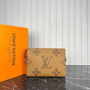 LOUIS VUITTON-