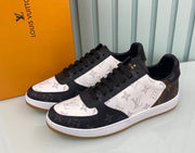 LOUIS VUITTON-Louis Vuitton Men’s Sneaker