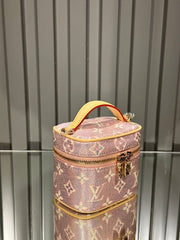 LOUIS VUITTON-Micro vanity bag