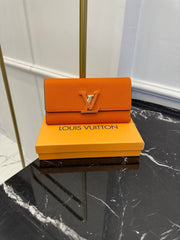 LOUIS VUITTON-WALLET