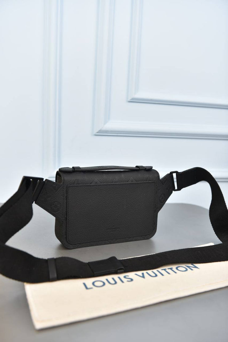 LOUIS VUITTON - S Lock Sling Bag