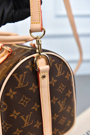 LOUIS VUITTON - Speedy30