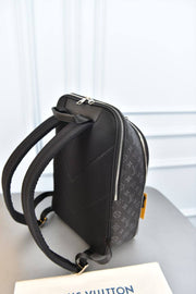 LOUIS VUITTON - Michael Backpack